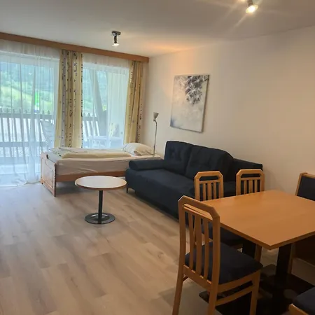 Haus Gletscherblick * Flattach